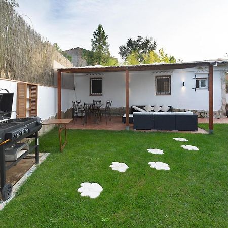 Detached Villa For 6 People In Lloret De Mar With Comunal Outdoor Swimming Pool Puigventos 外观 照片