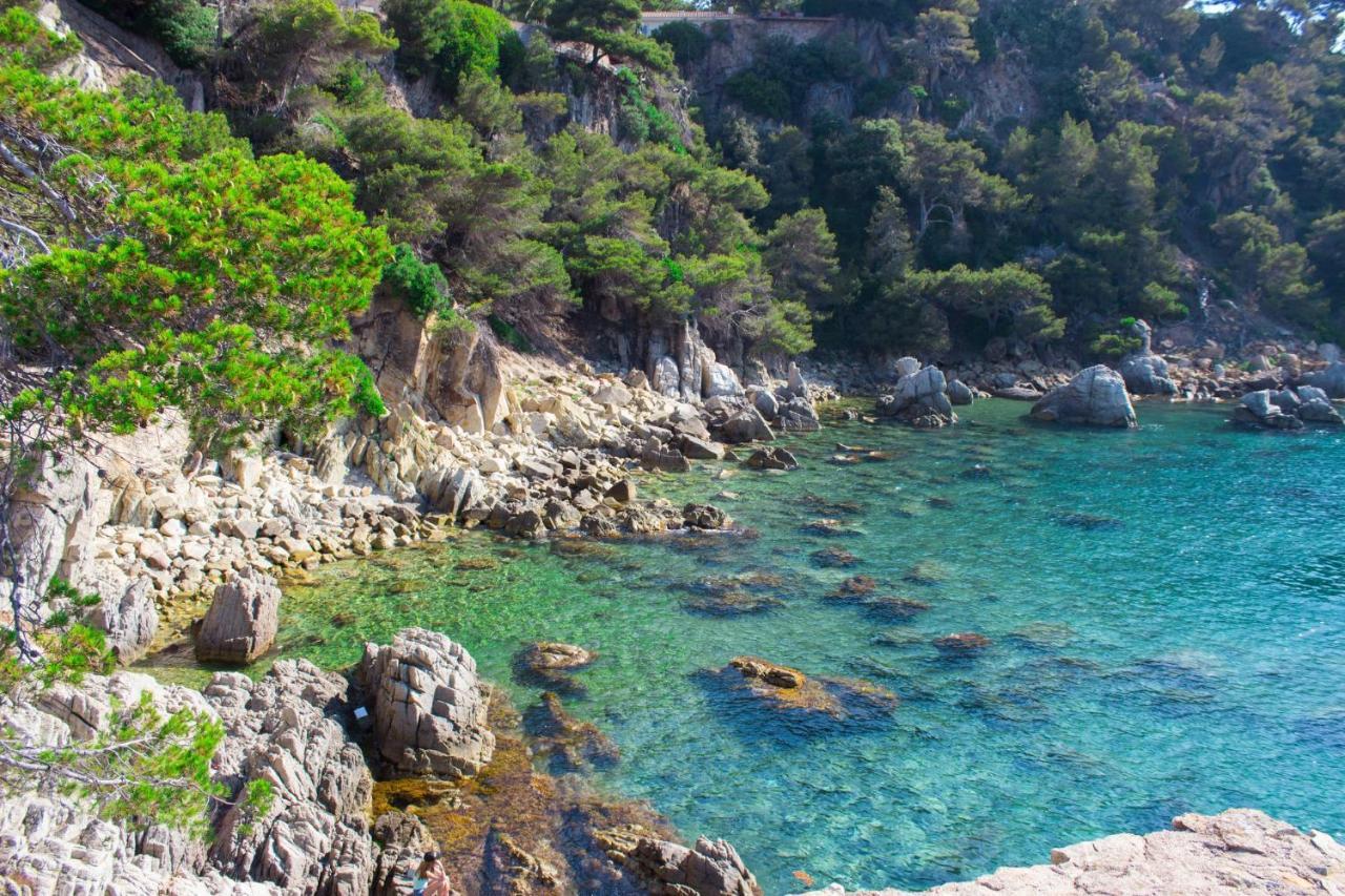 Detached Villa For 6 People In Lloret De Mar With Comunal Outdoor Swimming Pool Puigventos 外观 照片