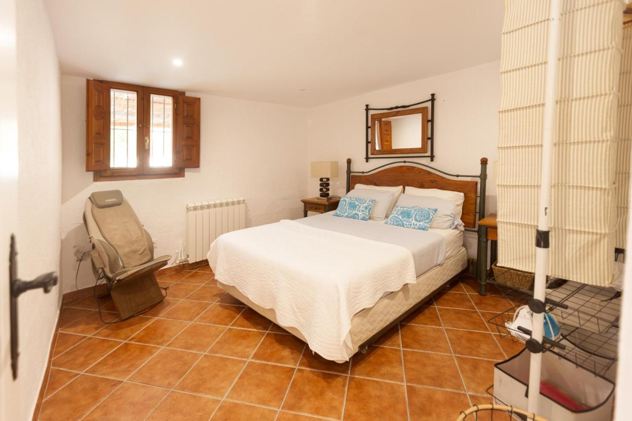 Detached Villa For 6 People In Lloret De Mar With Comunal Outdoor Swimming Pool Puigventos 外观 照片
