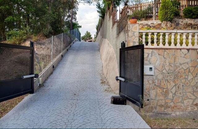 Detached Villa For 6 People In Lloret De Mar With Comunal Outdoor Swimming Pool Puigventos 外观 照片