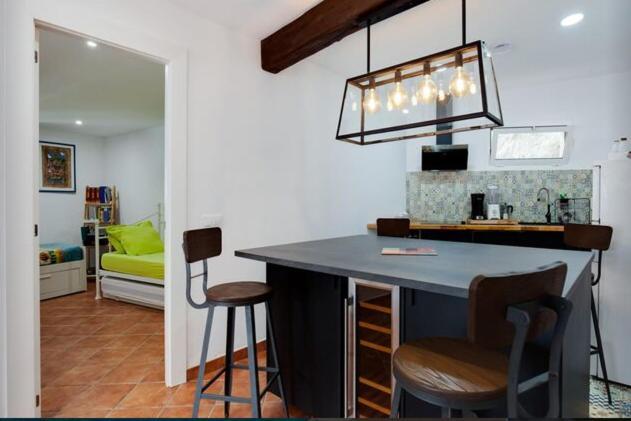 Detached Villa For 6 People In Lloret De Mar With Comunal Outdoor Swimming Pool Puigventos 外观 照片